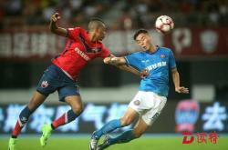 开云体育平台APP-深圳佳兆业主场取分，实现关键胜利的简单介绍