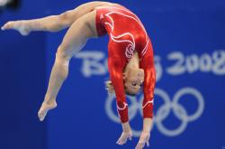 开云体育官方网站-萨拉赫攻防转换核心价值凸显，马里爆冷雷恩揭示现代足球战术新维度