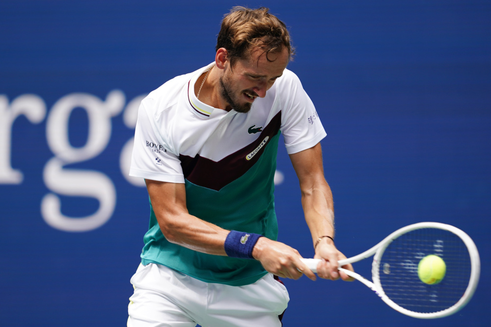 关于美网险胜拉沃尔杯,梅德韦杰夫惊艳四座的信息 关于美网险胜拉沃尔杯,梅德韦杰夫惊艳四座的信息