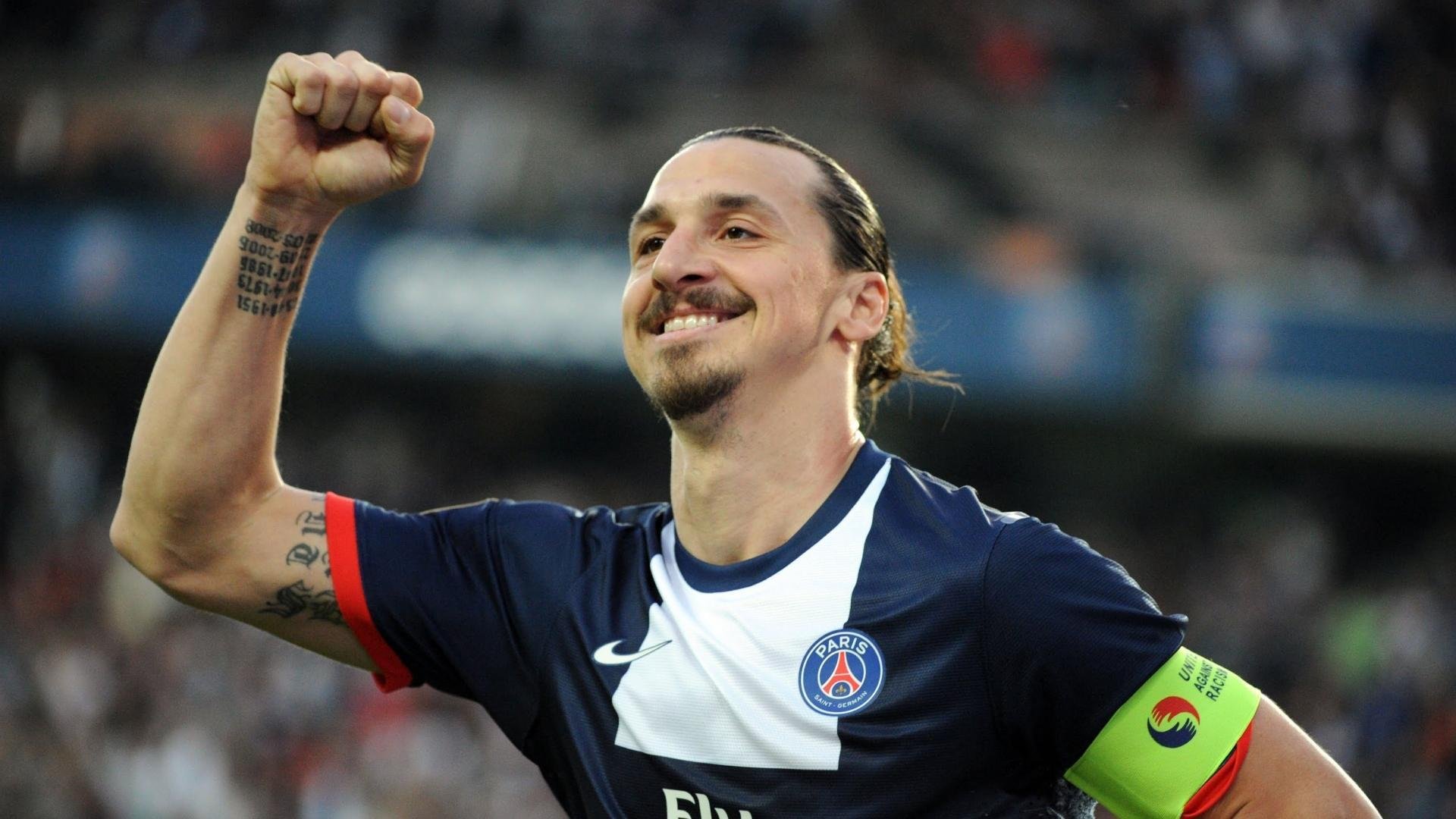 霍勒迪攻防两端统治，雄鹿制霸北京队