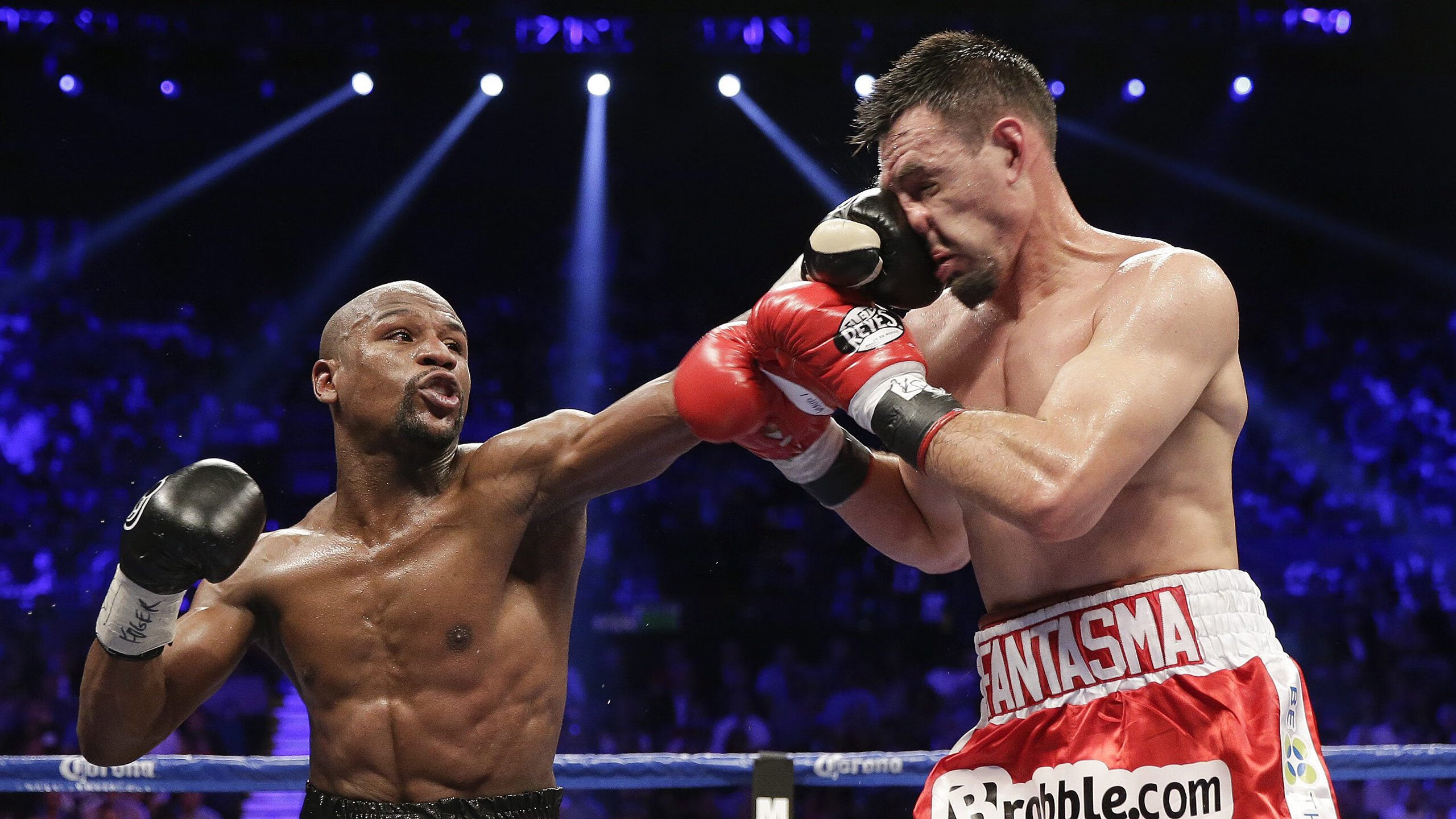 格列兹曼点燃赛场,尼斯主场力克波兰军团